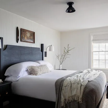 Bluebird Ocean Point Inn Esterno foto